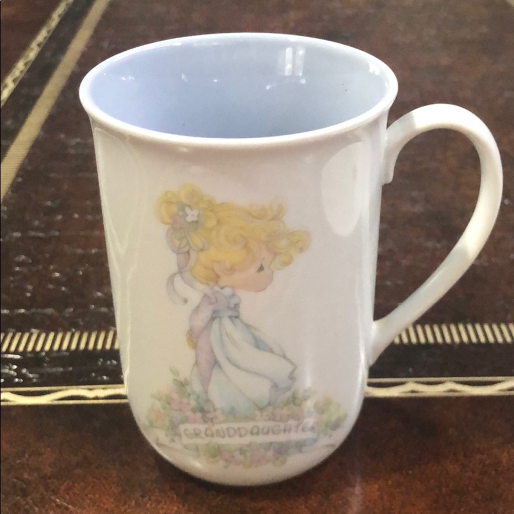 Precious moments GRANDDAUGHTER CUP